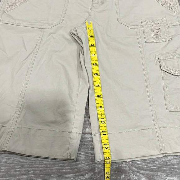 NWOT Westport Khaki Bermuda Shorts Embroidered Trim Detail 2 - Picture 9 of 13